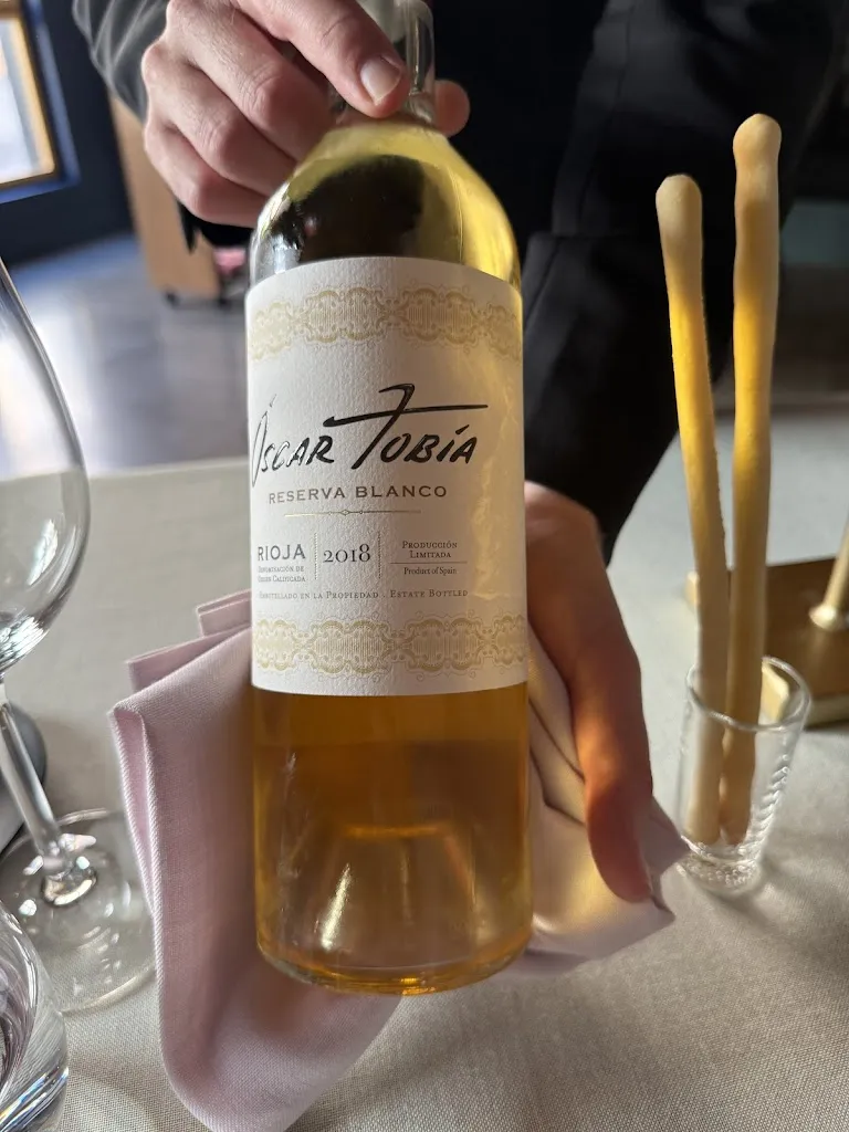 Mayi Barov_Abantal_Sevilla_recensione