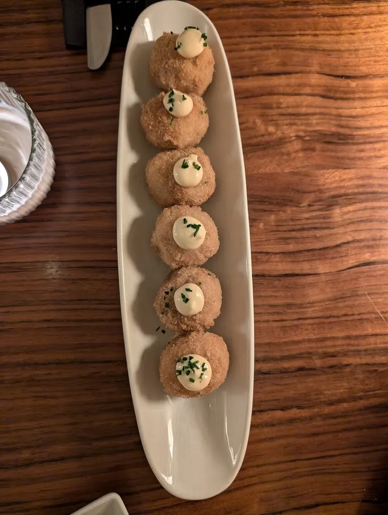 Ilya_Petit Comité Sevilla_Sevilla_review