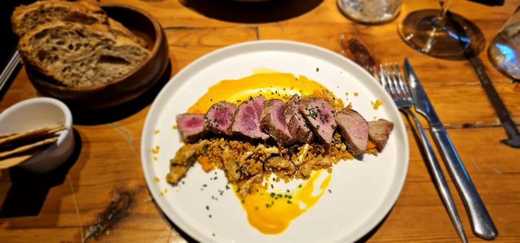 Mark Zanker_El Disparate_Sevilla_review