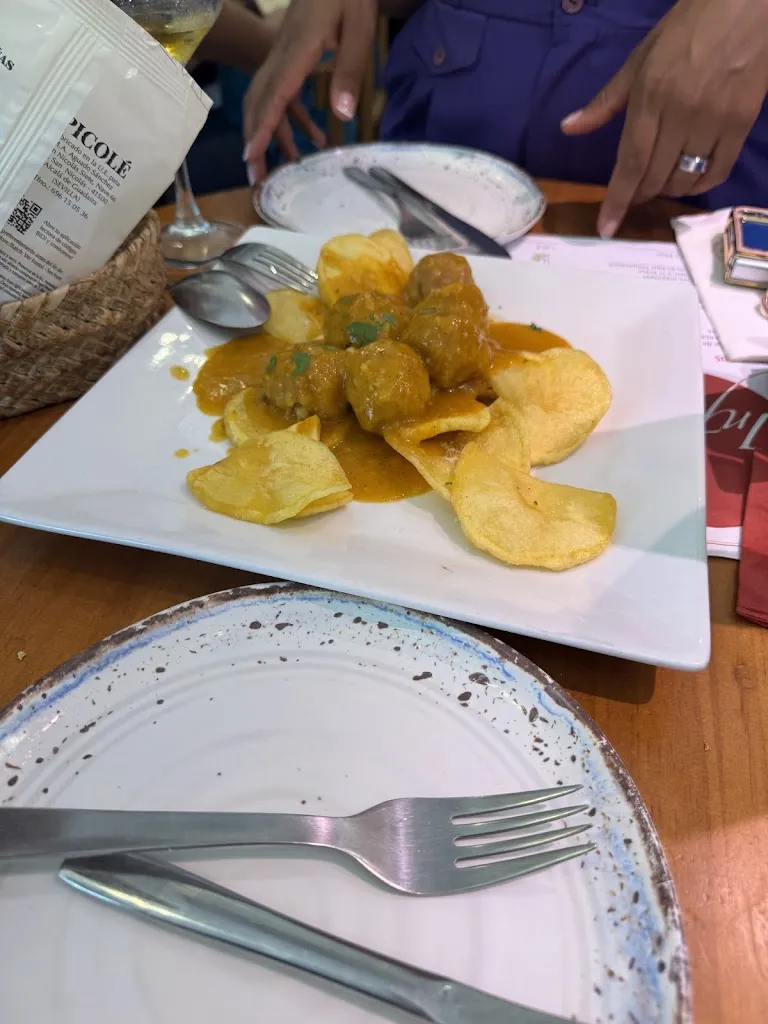 Christian M_Bar restaurante Infanta Sevilla_Sevilla_review