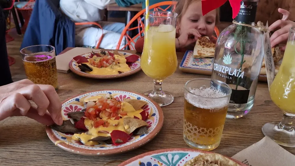 TaKool - Restaurante Mexicano Sevilla_Sevilla_slider_image_2