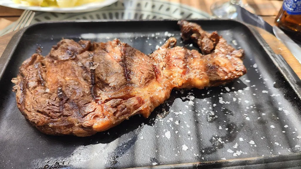 Tanja Doro_Asador Ajo y Guindilla_Carboneras_review