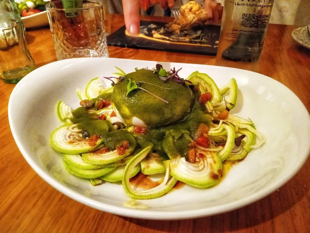 Helena Figueiredo_El Pasaje Santa María la Blanca_Sevilla_review