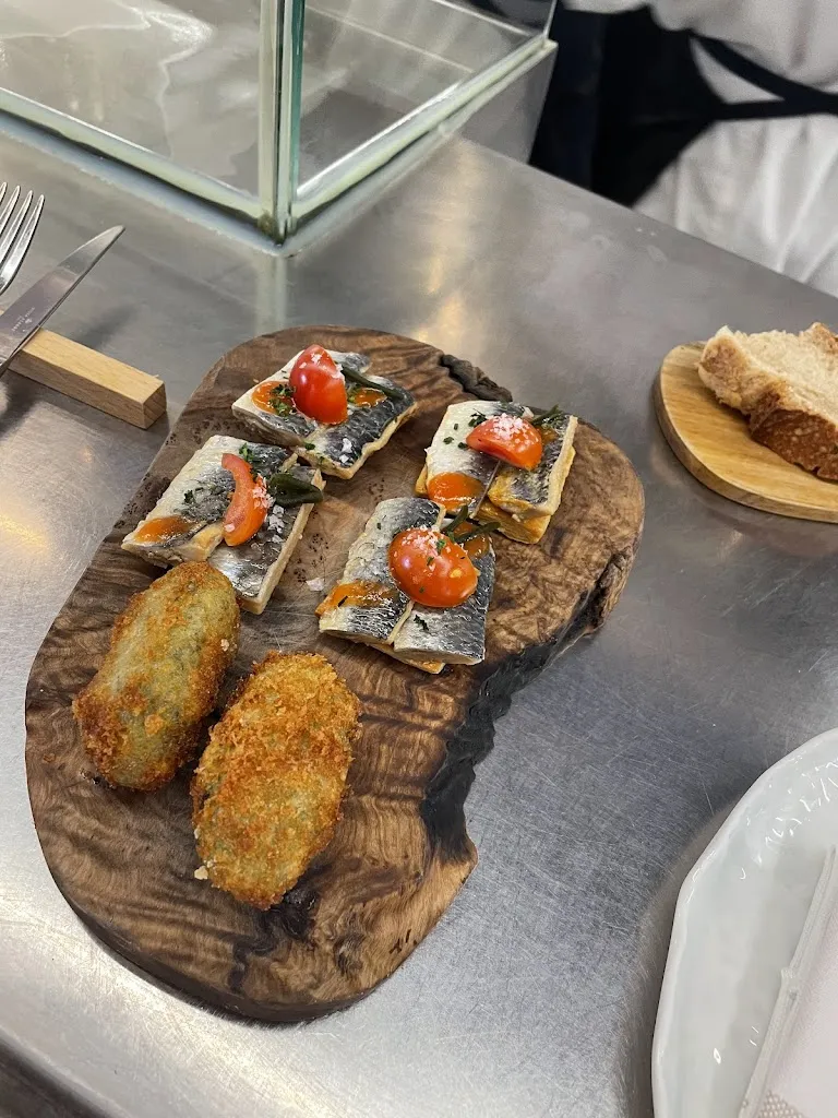 Yian Guo_La Barra de Cañabota_Sevilla_review