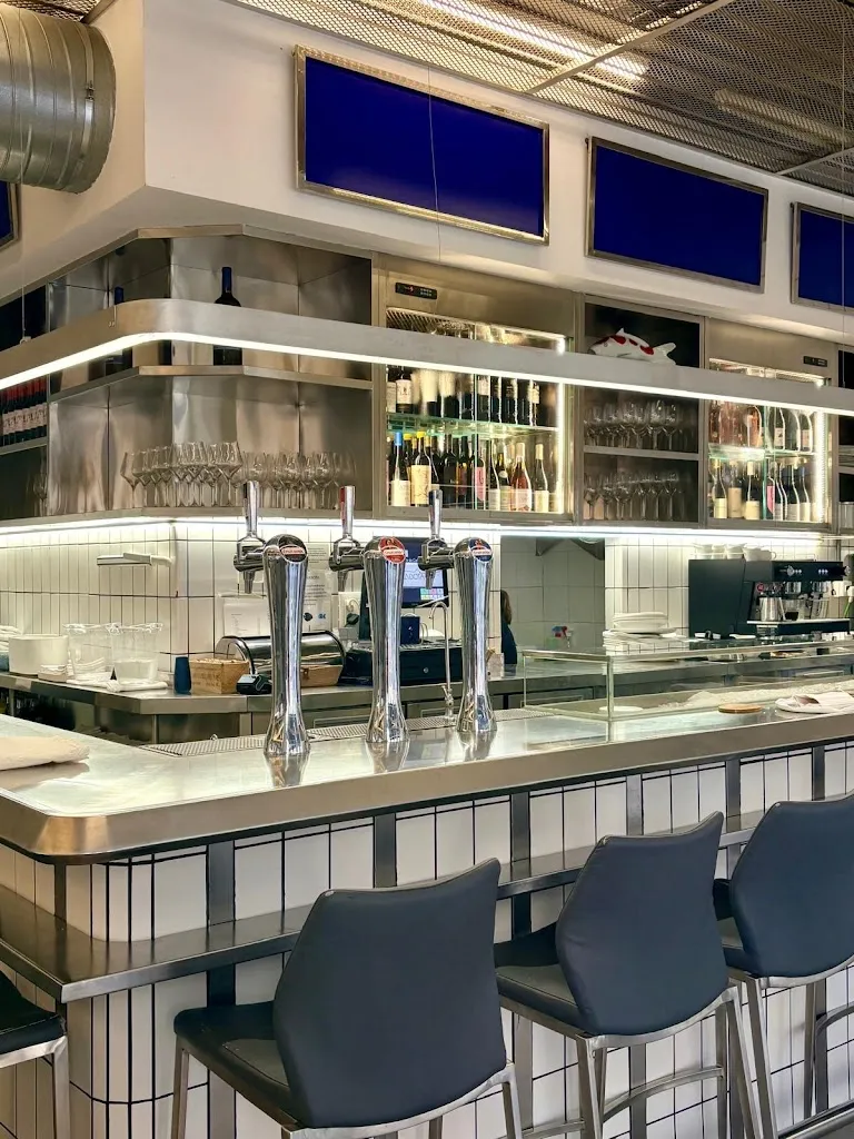 La Barra de Cañabota restaurant in Sevilla