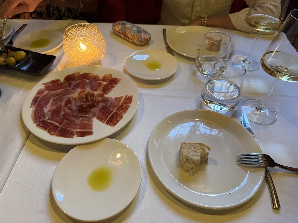 Dimitar M_La Bernarda_Sevilla_review