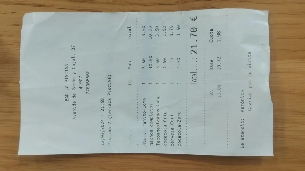 Pascual Orzaez Carretero_Bar Polideportivo_Valencina de la Concepción_review