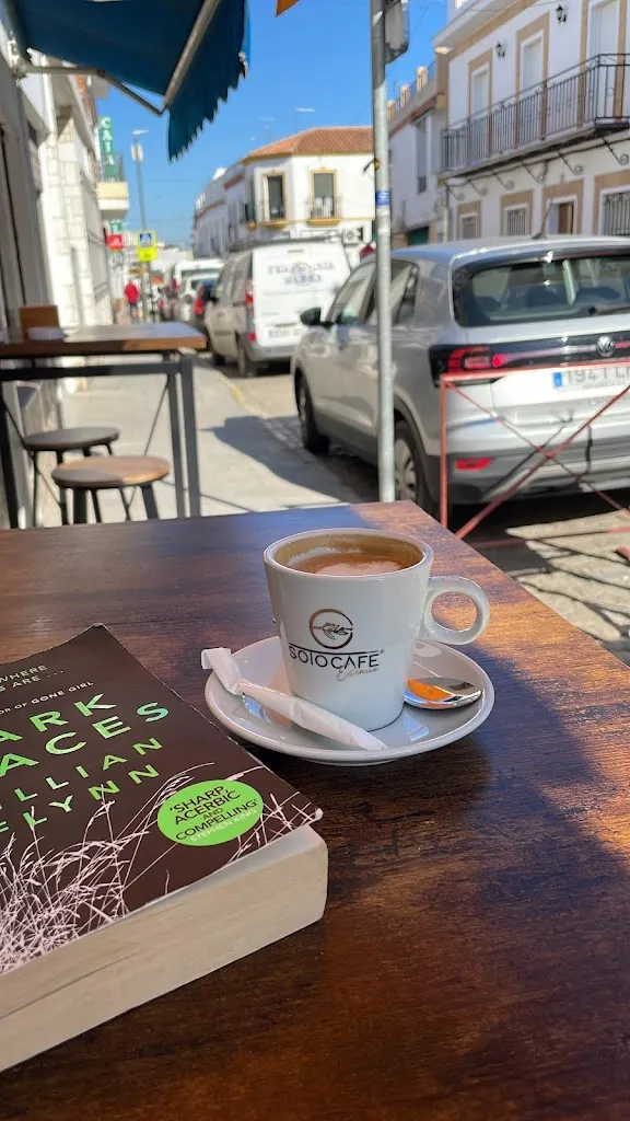 Jane Thompson_Sybila Café_Valencina de la Concepción_recensione