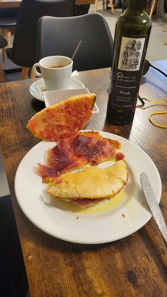 José_Sybila Café_Valencina de la Concepción_recensione