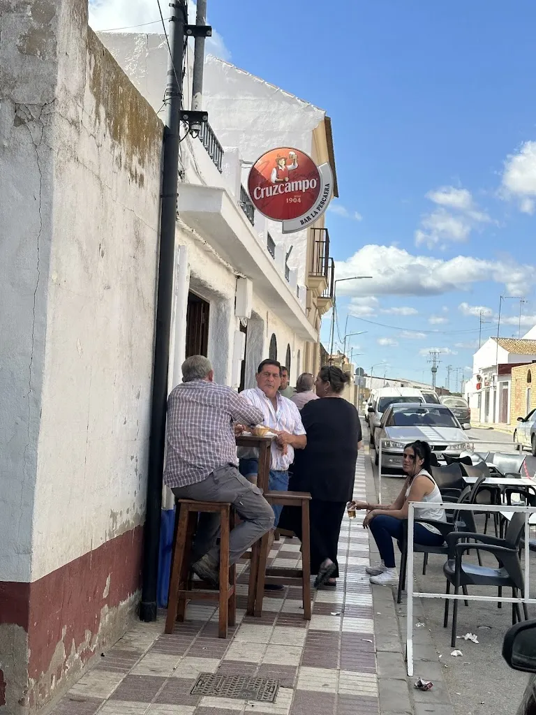 Enrique Palacios_Bar La Pescaera_Villamanrique de la Condesa_recensione