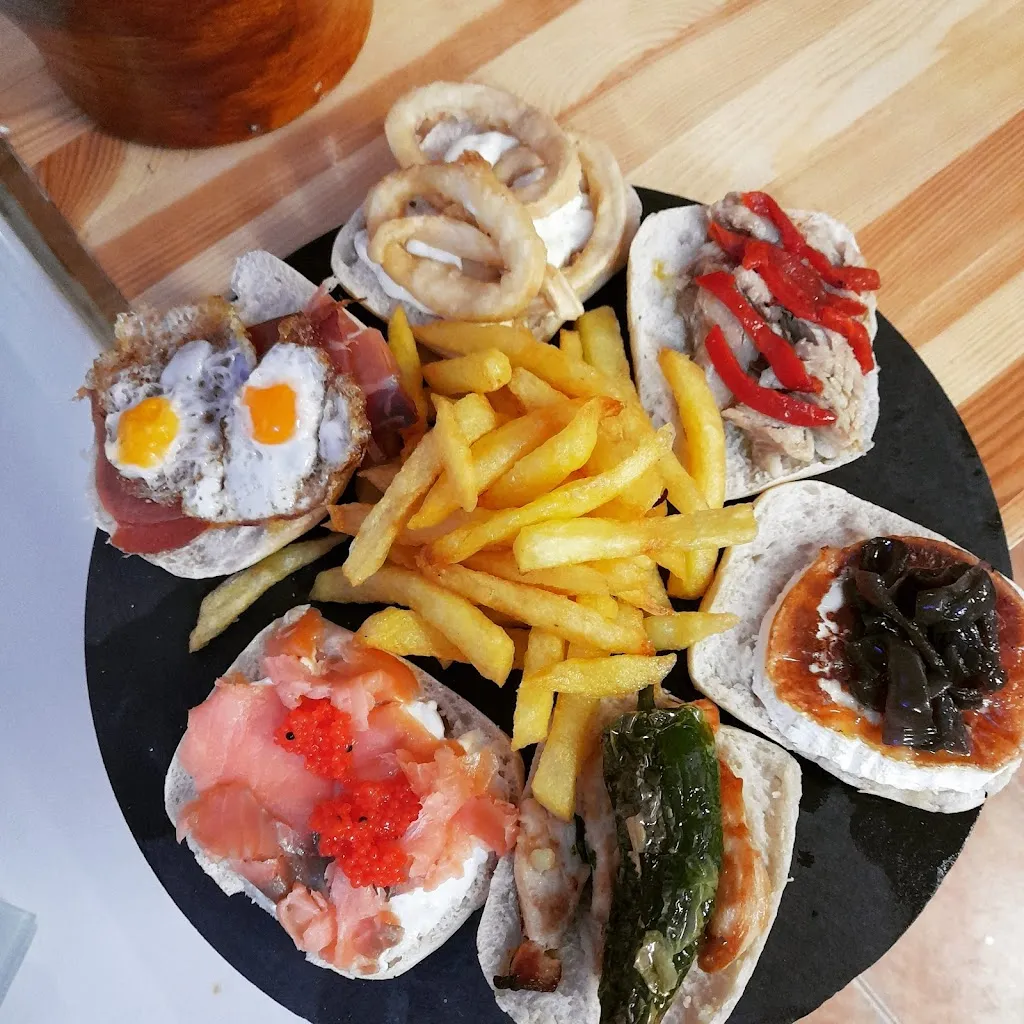 Menu_Bar El Mural_Villanueva de San Juan_image_7