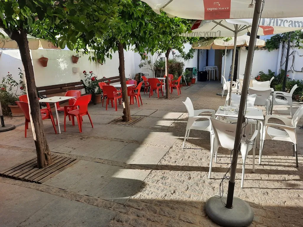 Bar hogar del pensionistas restaurant in Villanueva de San Juan