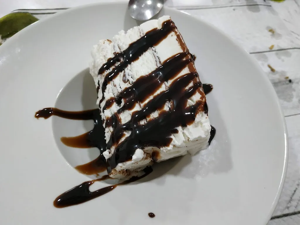 Menu_Restaurante El Caballo Blanco -_Utrera_image_7