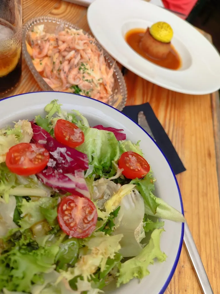 CNX Expat_Bar Besana Tapas_Utrera_avis