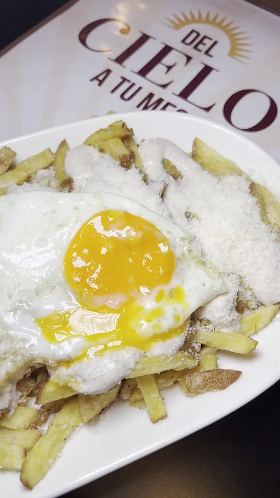 Santo Cielo Burgers Restaurante restaurant in Utrera