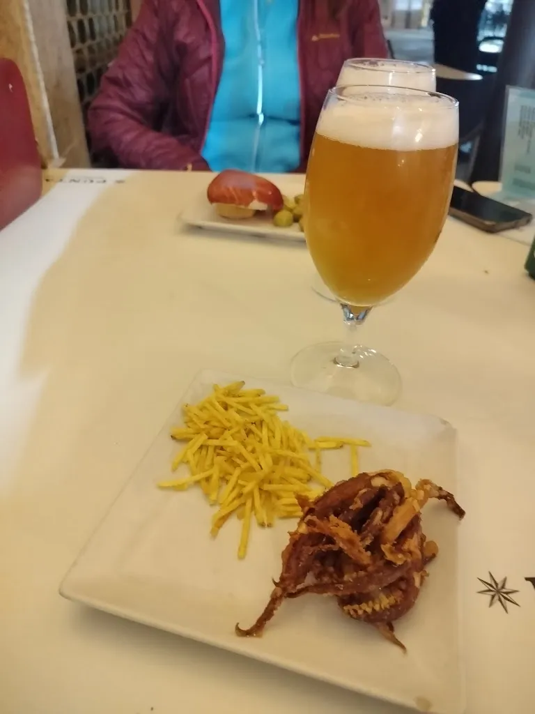 Alex Stela_Cafe Bar Bella Mar_Carboneras_review