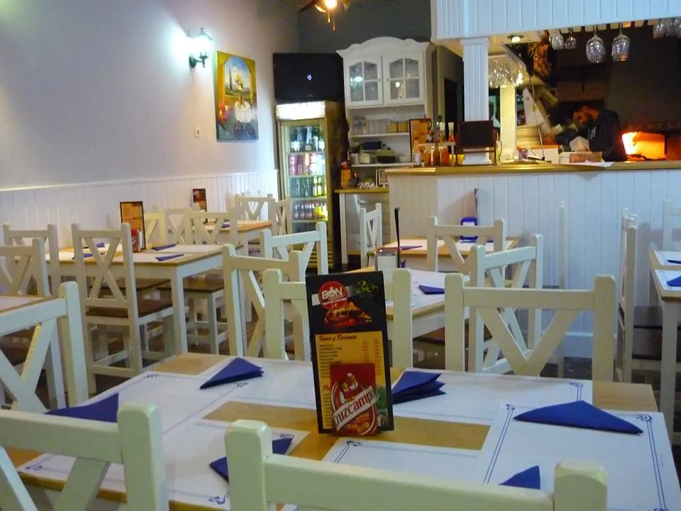 PIZZERIA BON APPETIT restaurant in Utrera