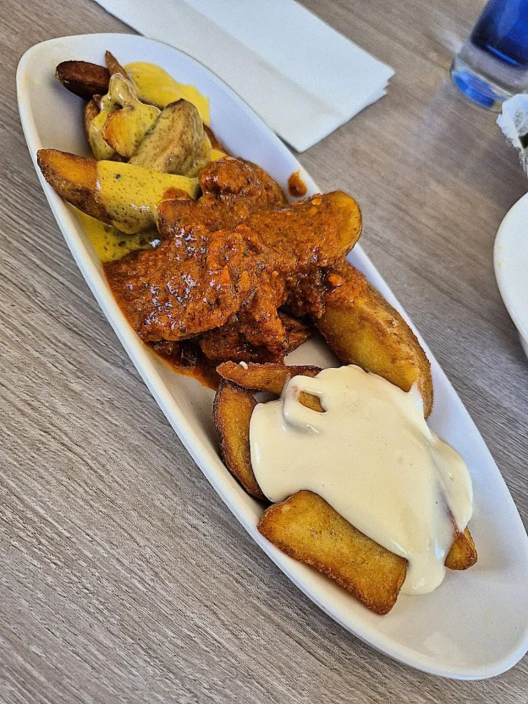 EL CAPOTAZO Tapas_Utrera_slider_image_3