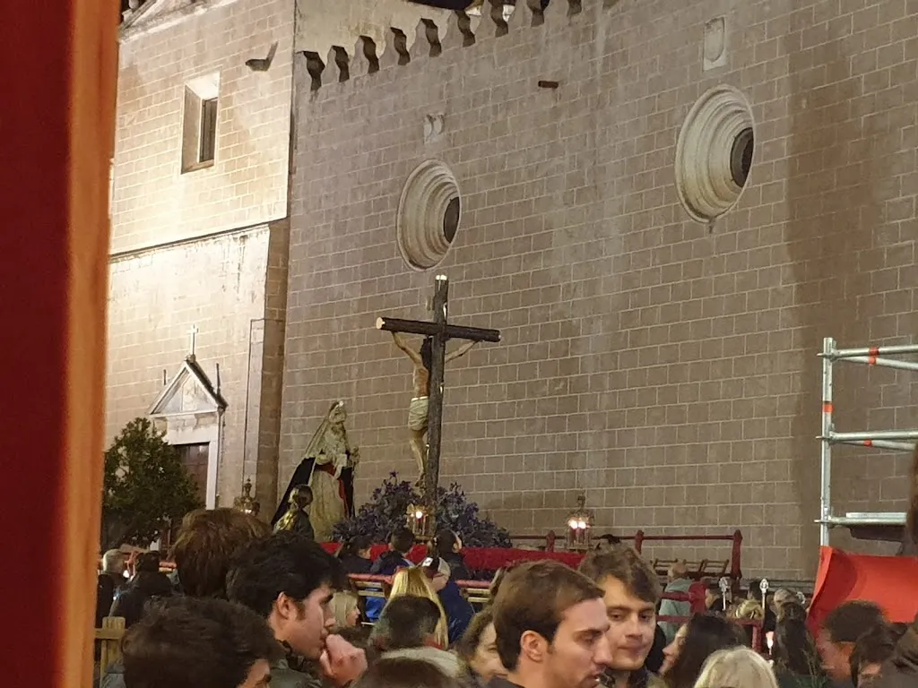 Courtneys on Tour Again_Cervecería Carlos_Utrera_recensione