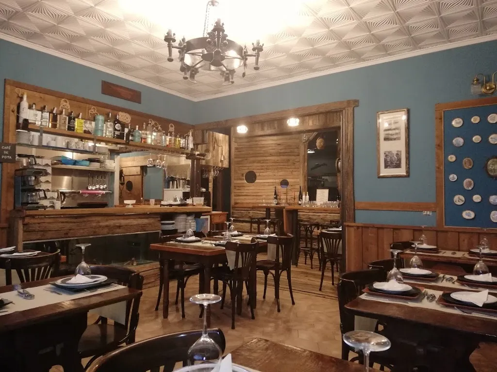 MercaMaris | Marisco Gallego a domicilio | Restaurante_Corcubión_slider_image_1