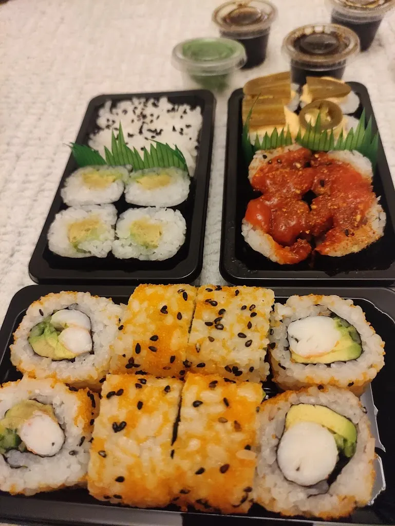 Marta_Tanzaku Sushi_Utrera_review