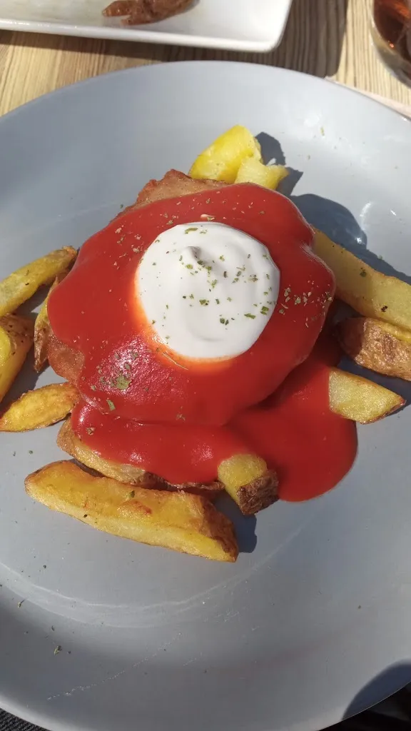 Angela Dn_CERVECERÍA AJÚ_Utrera_recensione