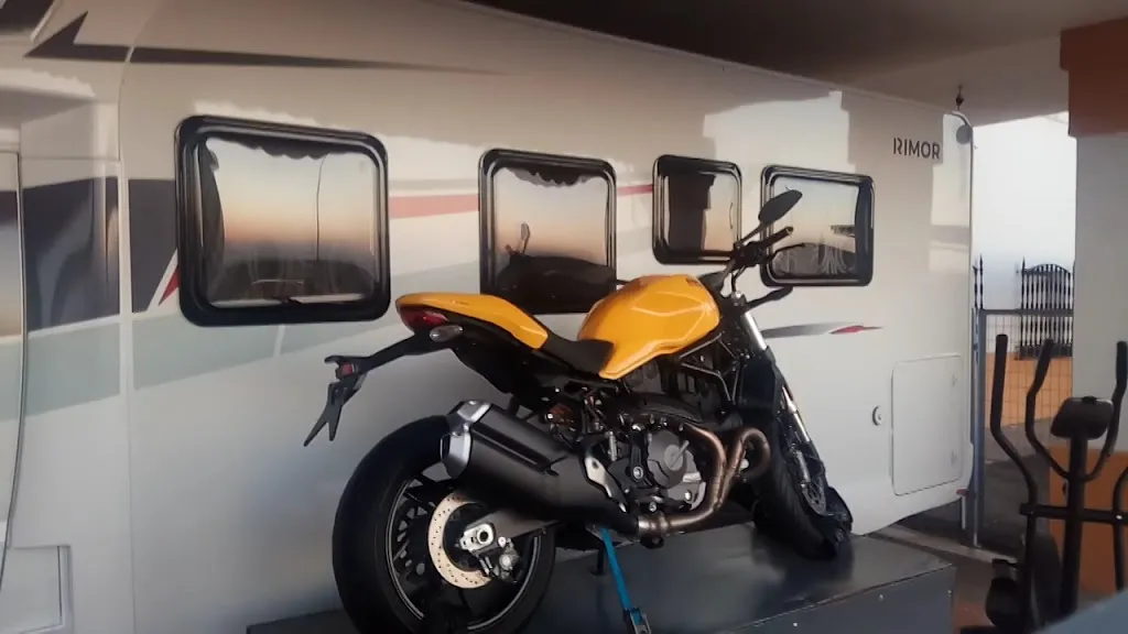 OYO Hostal El Paisano_Utrera_slider_image_1