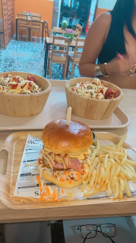 Menu_Fire´s Burguer street food_Utrera_image_5