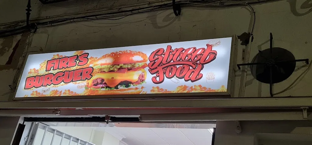 Adán Ponce_Fire´s Burguer street food_Utrera_review