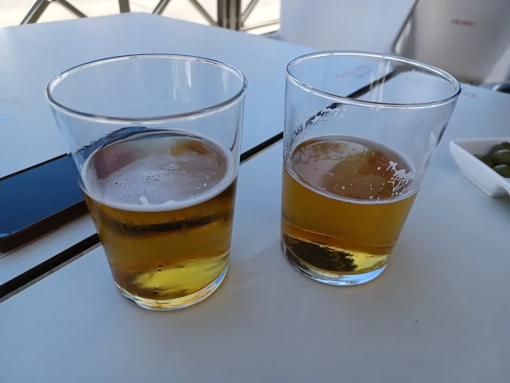 Bar Avenida_Villanueva del Ariscal_slider_image_3