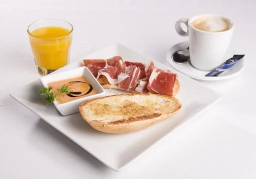 Bar El Cuervo Tapas_Villanueva del Ariscal_slider_image_3