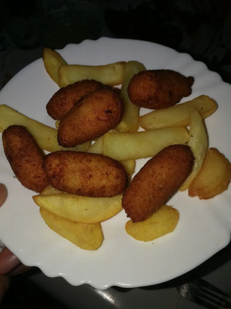 Juan M. Vargas P._El Patio Del Conejo_Villaverde del Río_review