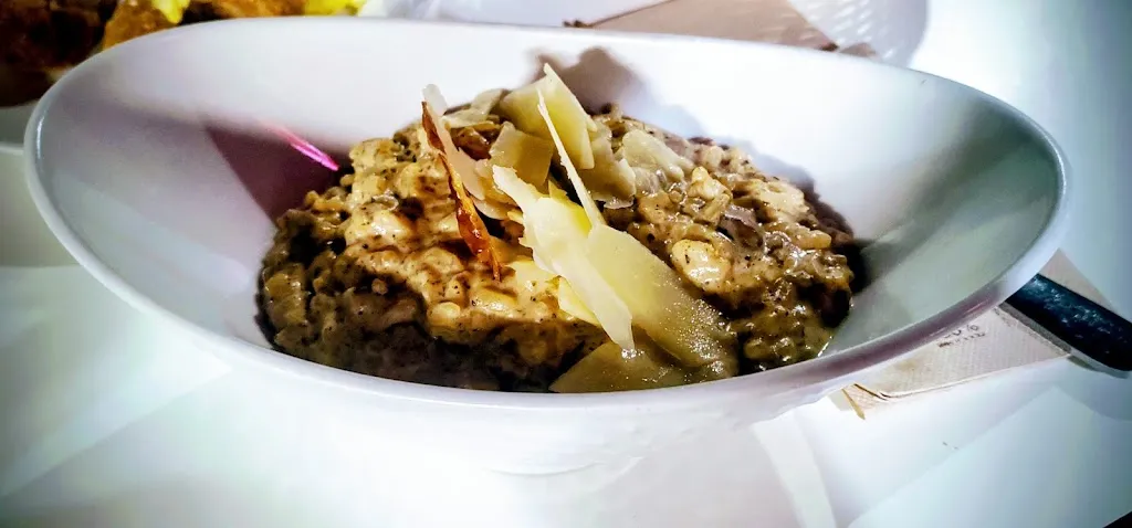 Maria Auxiliadora Pérez_Bar Teleclub New_Villanueva del Río y Minas_review