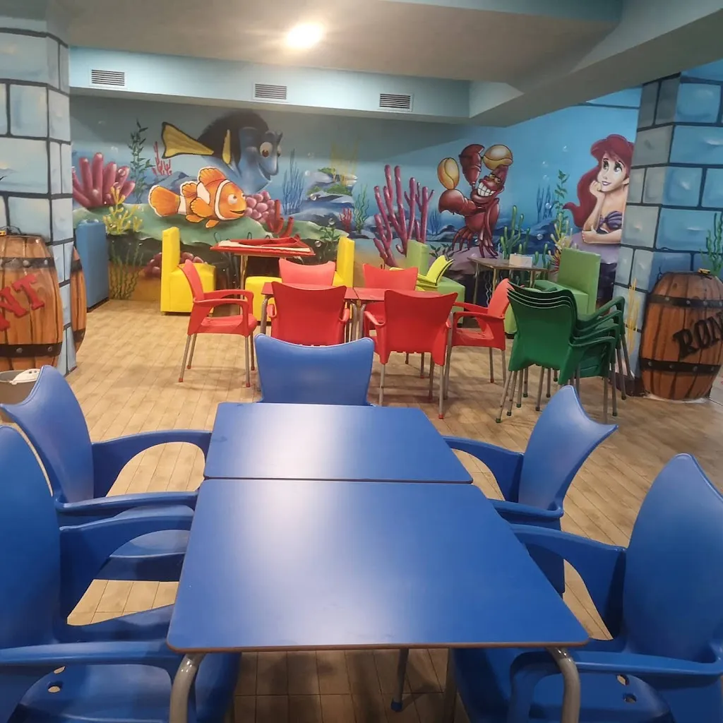 Pequelandia restaurant in Villanueva del Río y Minas