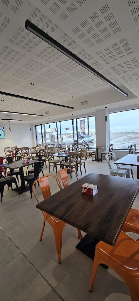 Cris Café Área 117 Restaurante_Adradas_slider_image_1