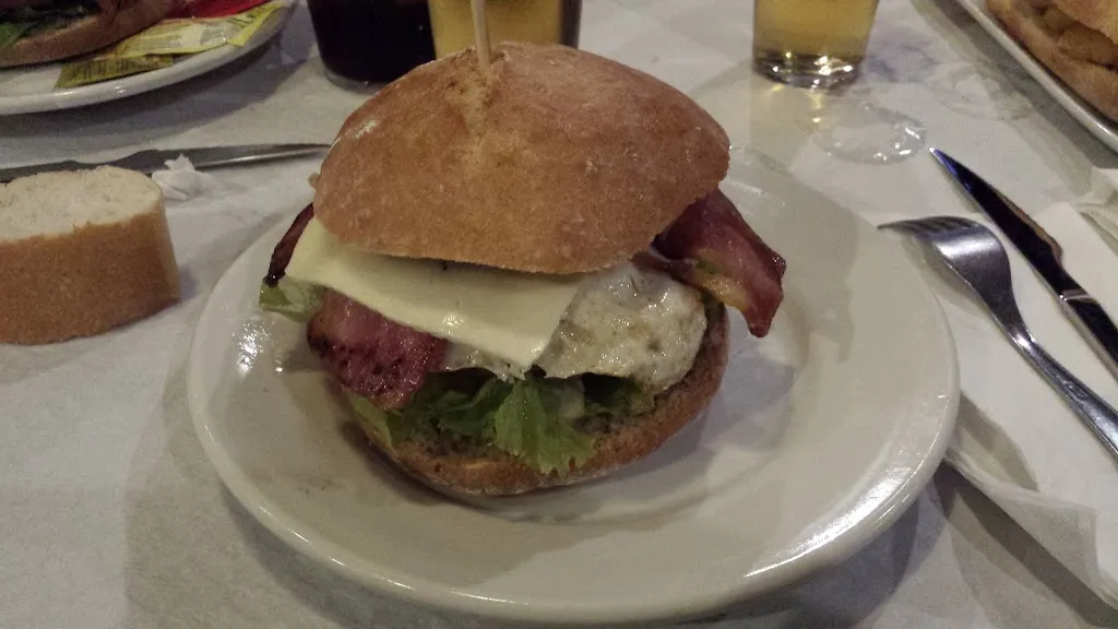 Menu_Yumay Sport Tavern_Ágreda_immagine_6