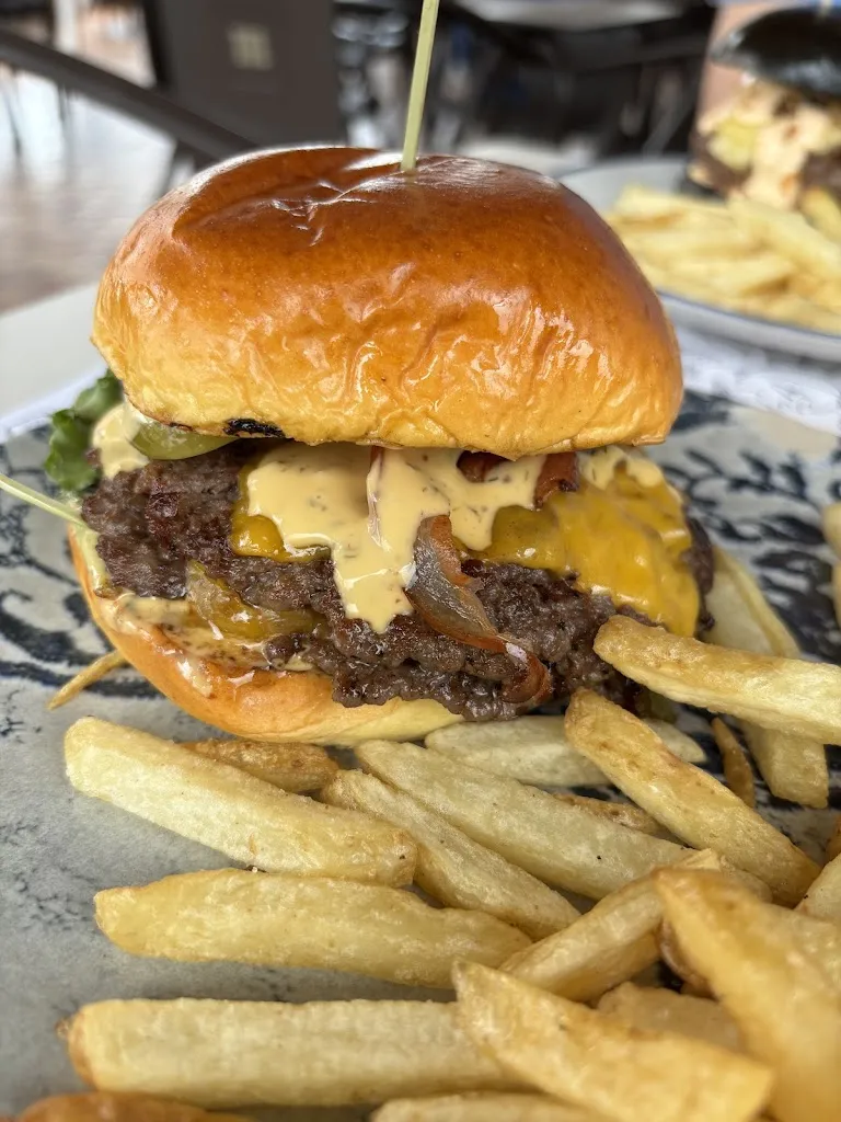 Sandra OM_12 Del Doce Burger-Resto_Carboneras_review