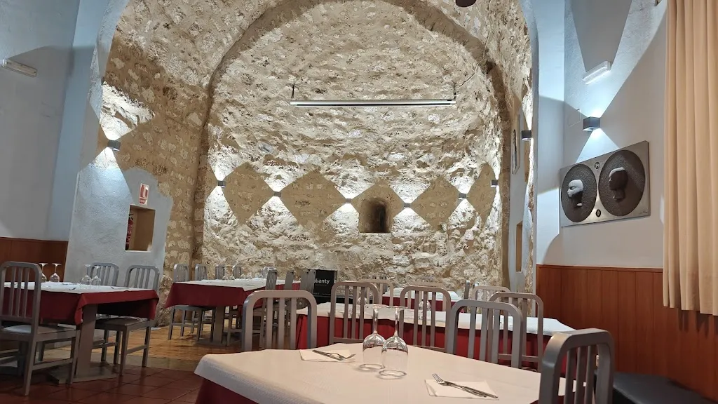 restaurante Sinagoga_Ágreda_slider_image_3