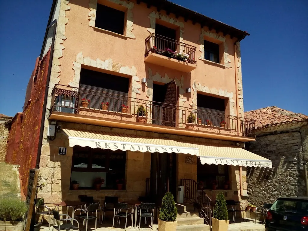 Hostal Fuentefría restaurant in Abejar