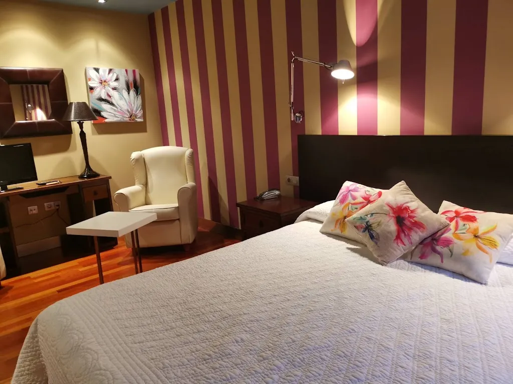 Hostal Fuentefría_Abejar_slider_image_3