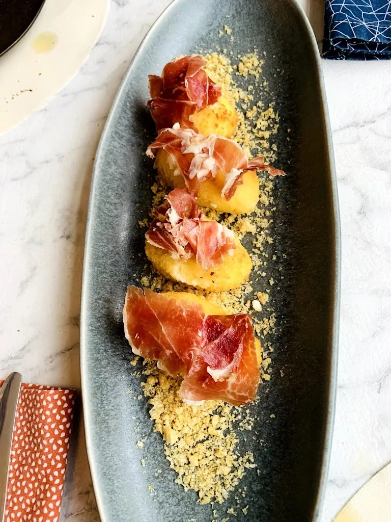 Arturo Ramirez_Restaurante CuatroPerras_Corcubión_recensione