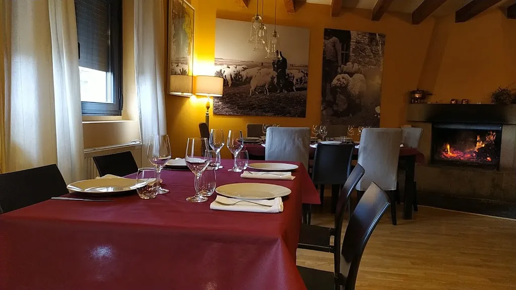 Restaurante La Pepa restaurant in Almajano