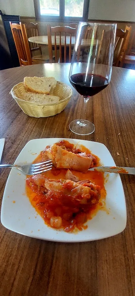 Pedro J._Los Girasoles_Almajano_review