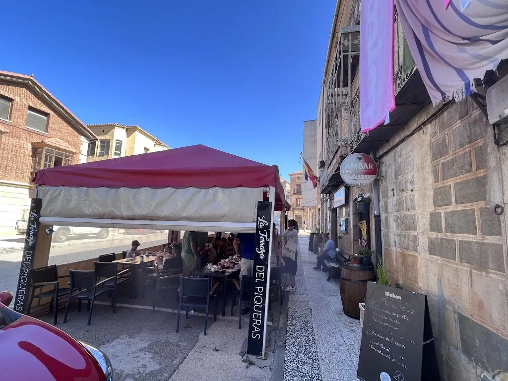 Carlos Martinez Perez_Piqueras Food Bar_Almarza_recensione