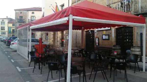 Piqueras Food Bar_Almarza_slider_image_3