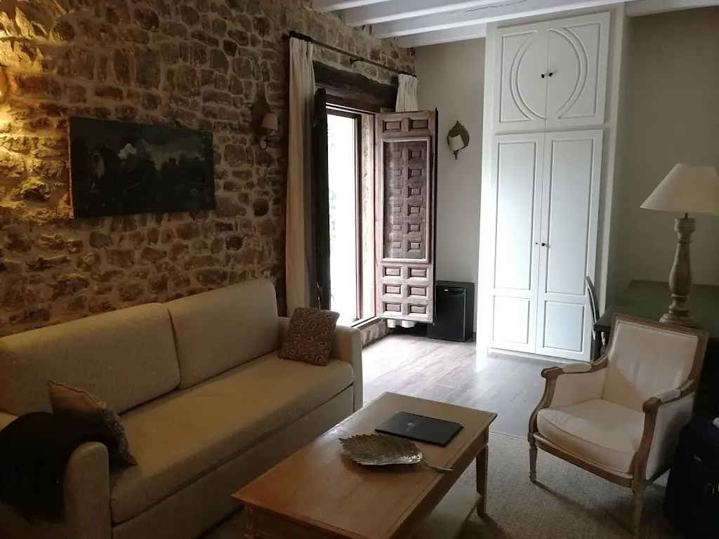 Linton Nightingale_El Morendal_Almarza_review