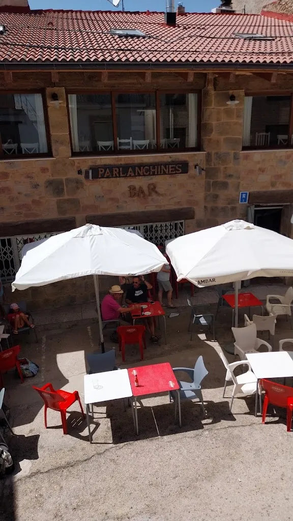 Min_Bar Restaurante “Parlanchines”_Almazul_review