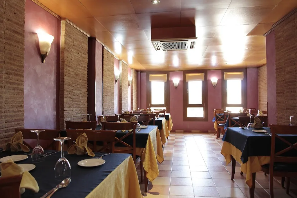 Restaurante Mateos_Almazul_slider_image_1