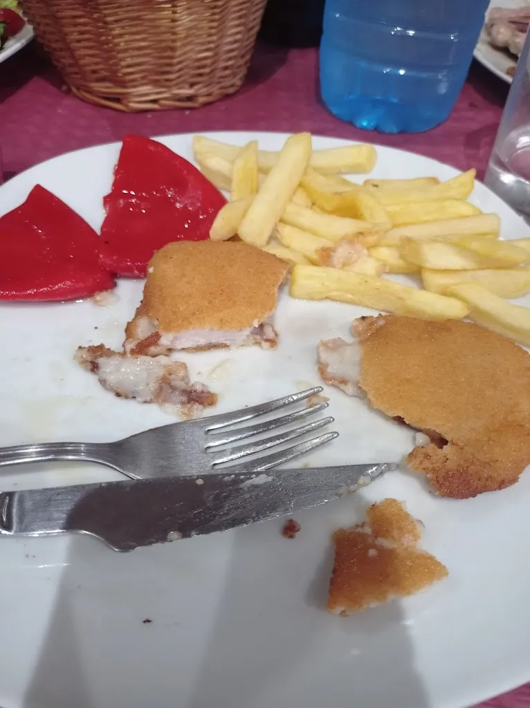 Menu_Bar Restaurante El Puerto_Almazul_image_3