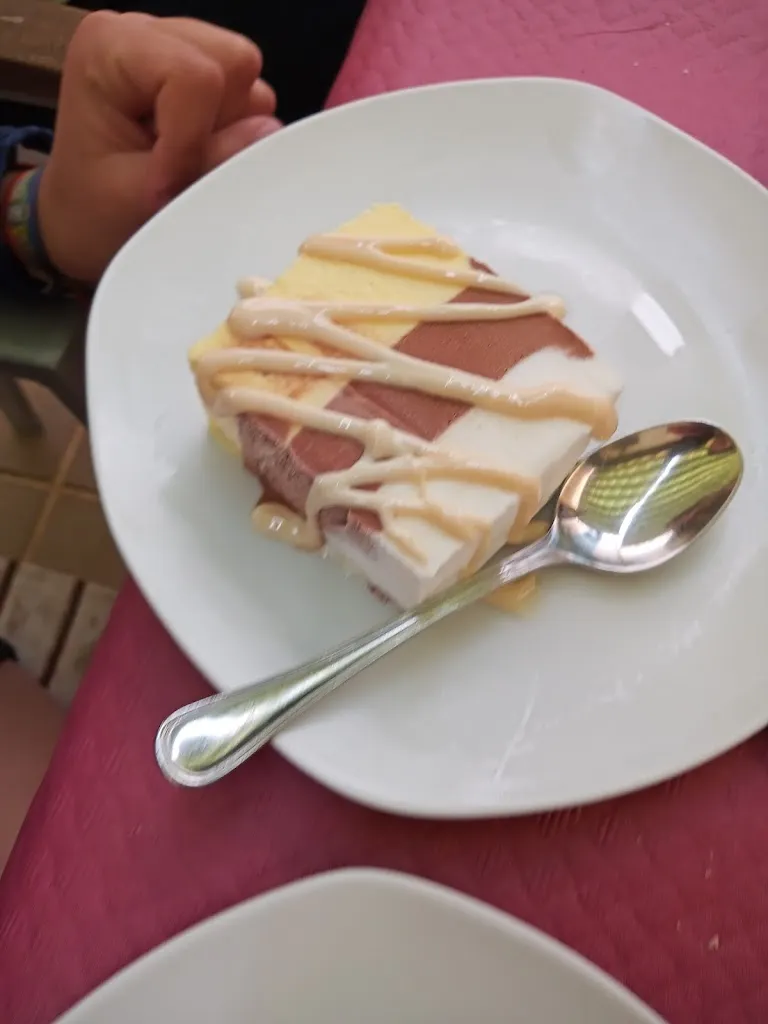 Menu_Bar Restaurante El Puerto_Almazul_image_8